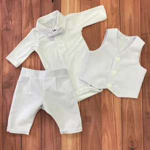 Conjunto de Bautizo Blanco para Niño con Pantalón y Mameluco Manga Larga y Chaleco Q27935